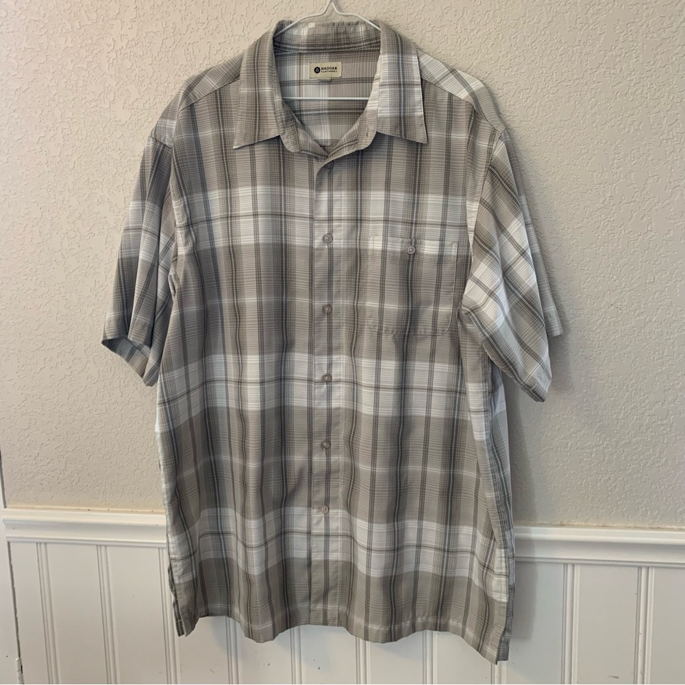 Haggar plaid short sleeve shirt, button down